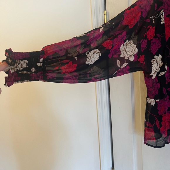 Vince Cammuto, Shirt, new with tags, size M - Picture 4 of 4